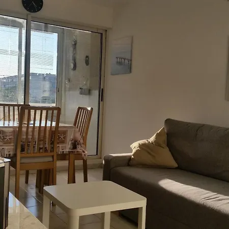 2p Climatise Avec Loggia Et Garage - - Fr-1-680-12