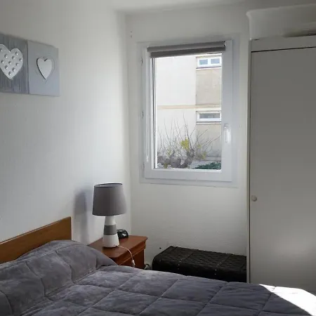 Apartamento 2p Climatise Avec Loggia Et Garage - - Fr-1-680-12 Balaruc-les-Bains